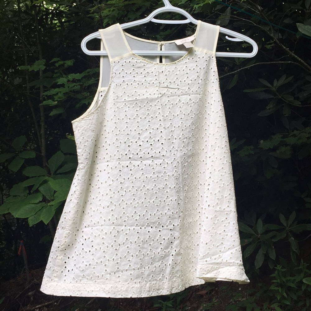 Flowy off white Loft sleeveless shirt